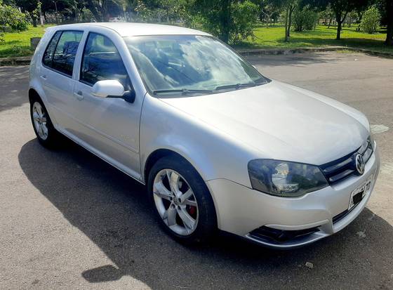 VOLKSWAGEN GOLF 1.6 MI SPORTLINE 8V FLEX 4P MANUAL VOLKSWAGEN GOLF 1.6 MI SPORTLINE 8V FLEX 4P MANUAL